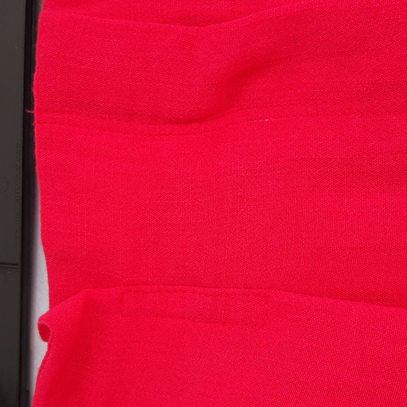 Pink pleated waist skirt with pockets - Picture 3 of 10